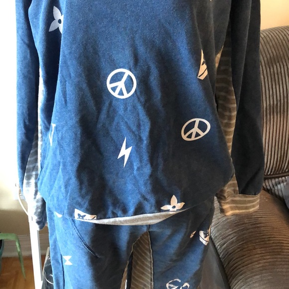 🌟HOST PICK🌟NEW COLLECTION joggers and hoodie set - Picture 4 of 16